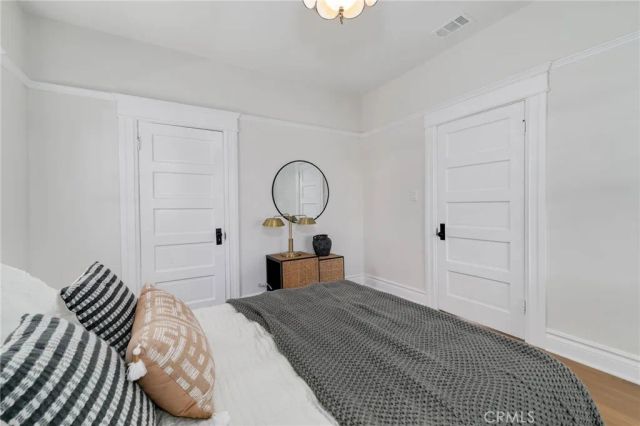 2947 S Hobart, Los Angeles, CA 90018