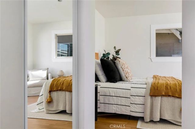 2947 S Hobart, Los Angeles, CA 90018