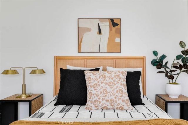 2947 S Hobart, Los Angeles, CA 90018