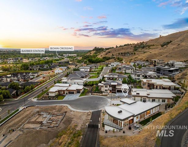 2432 S Globe Lane, Boise, ID 83716
