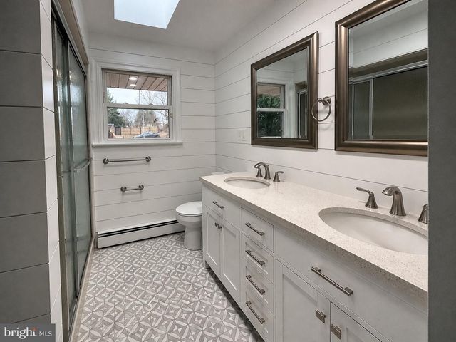 1306 S TOWNSHIP LINE RD, Royersford, PA 19468