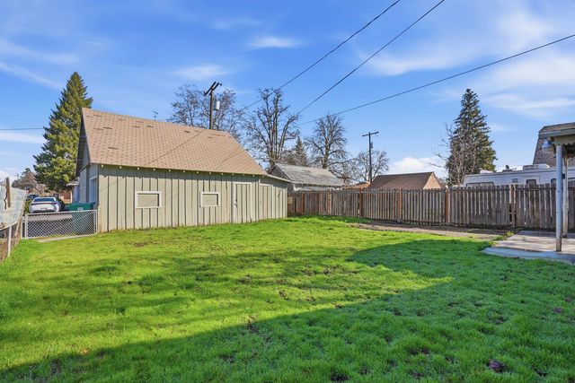 5604 N Regal St, Spokane, WA 99208