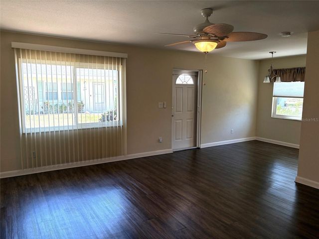 2202 CLUBHOUSE DRIVE 185, Sun City Center, FL 33573