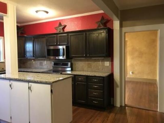 2311 16th Street, Lubbock, TX 79401