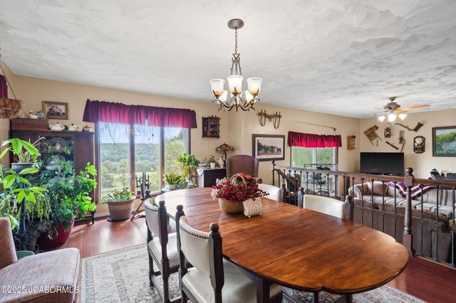 466 OLD 10 MILE ROAD, Eugene, MO 65032