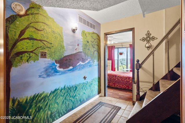 466 OLD 10 MILE ROAD, Eugene, MO 65032