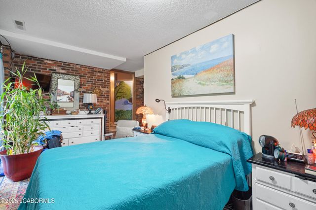 466 OLD 10 MILE ROAD, Eugene, MO 65032