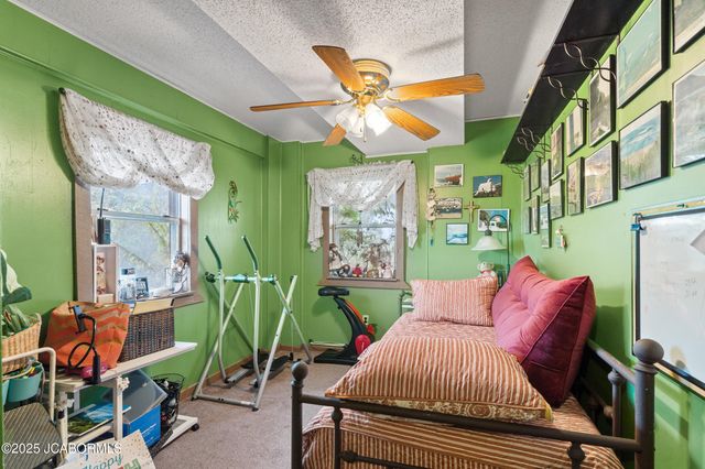 466 OLD 10 MILE ROAD, Eugene, MO 65032