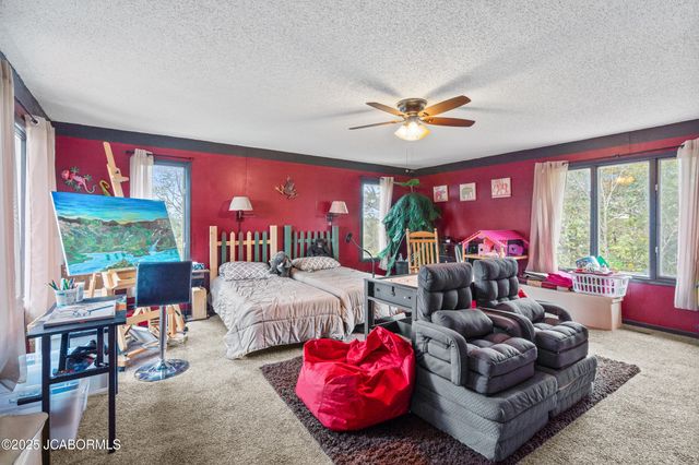 466 OLD 10 MILE ROAD, Eugene, MO 65032