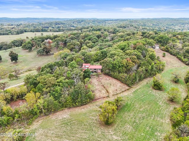 466 OLD 10 MILE ROAD, Eugene, MO 65032
