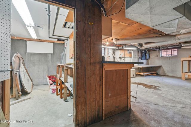 4574 S 3rd St, Louisville, KY 40214