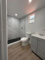 1669 NW 70th St A, Miami, FL 33147