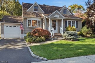 5 Hazel Pl, Fair Lawn Boro, NJ 07410