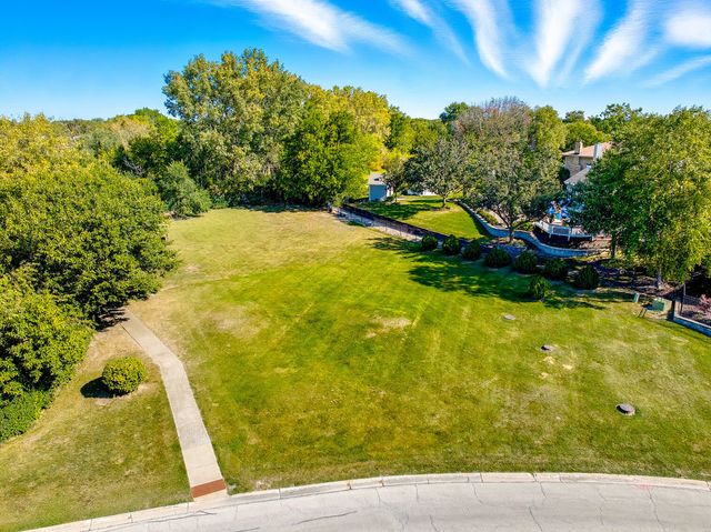 15633 Orlan Brook Drive, Orland Park, IL 60462