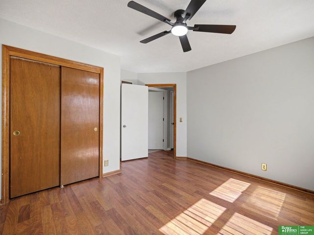 7906 Potter Plaza, Omaha, NE 68122