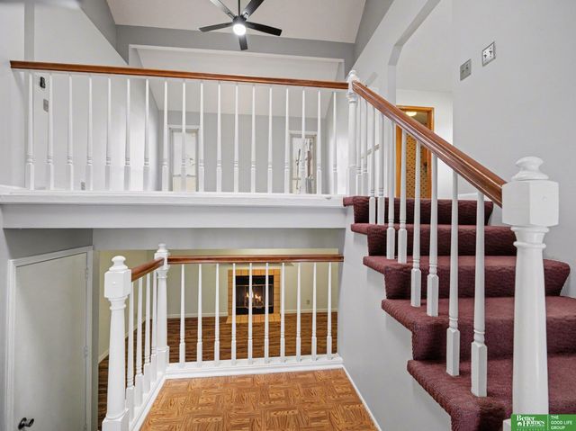 7906 Potter Plaza, Omaha, NE 68122