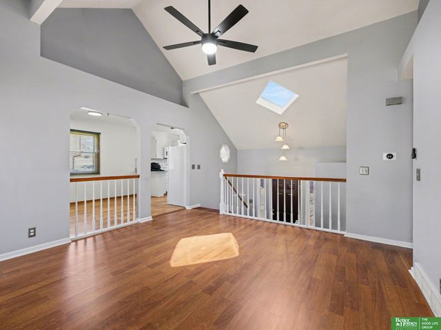 7906 Potter Plaza, Omaha, NE 68122