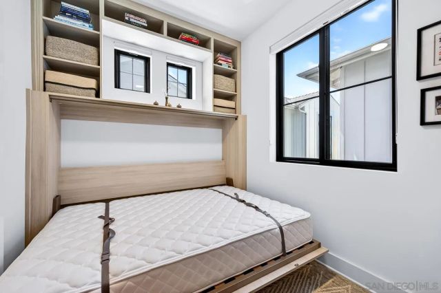 1216 Molara Ln, Encinitas, CA 92024