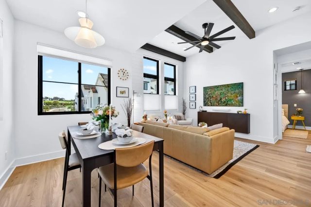 1216 Molara Ln, Encinitas, CA 92024