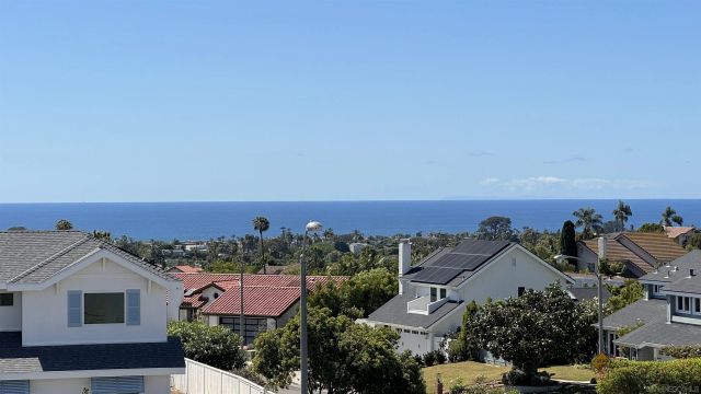 1216 Molara Ln, Encinitas, CA 92024
