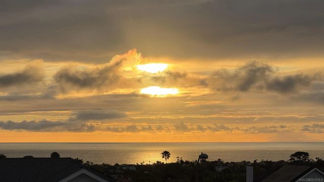 1216 Molara Ln, Encinitas, CA 92024