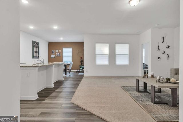 71 Carnaby Street, Winder, GA 30680