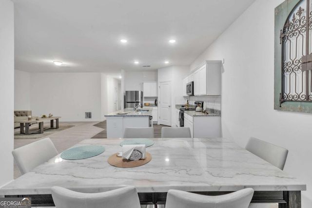 71 Carnaby Street, Winder, GA 30680