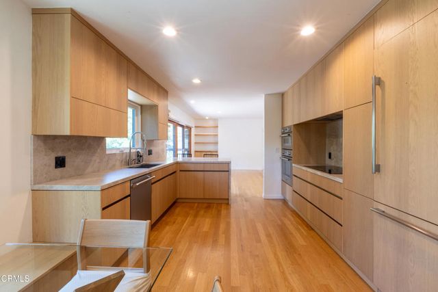1483 Arroyo View Drive, Pasadena, CA 91103