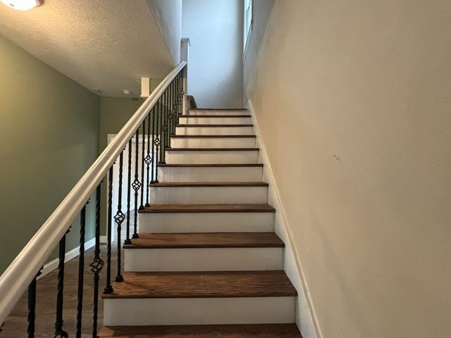 1923 North Campbell Avenue, Springfield, MO 65803