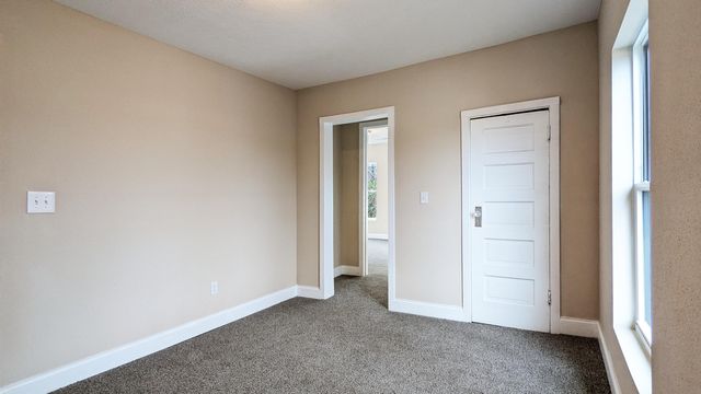1923 North Campbell Avenue, Springfield, MO 65803