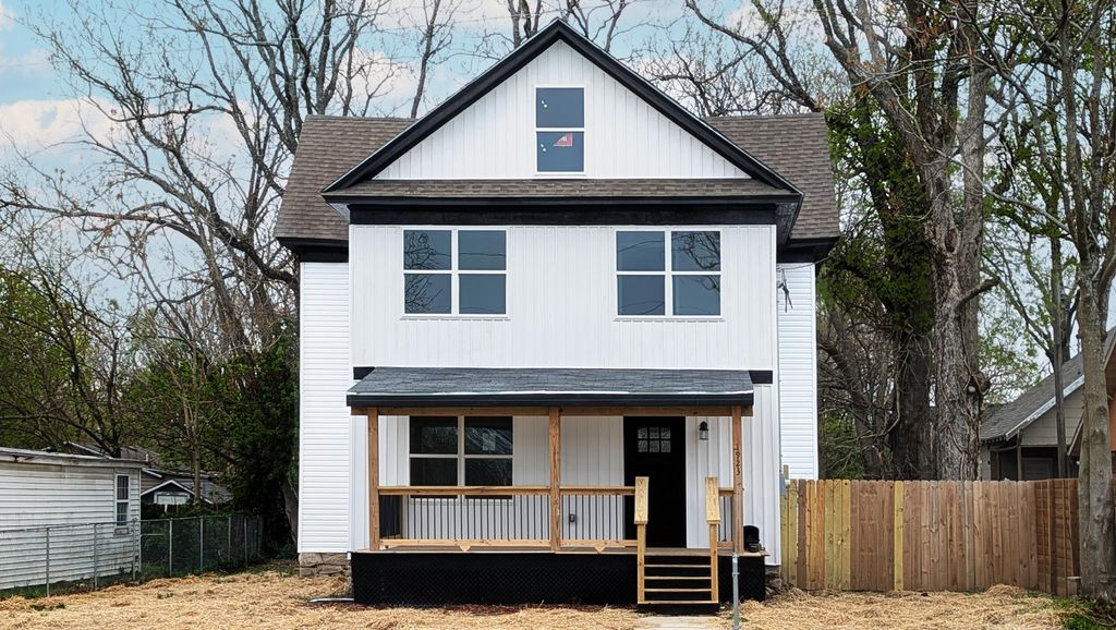 1923 North Campbell Avenue, Springfield, MO 65803