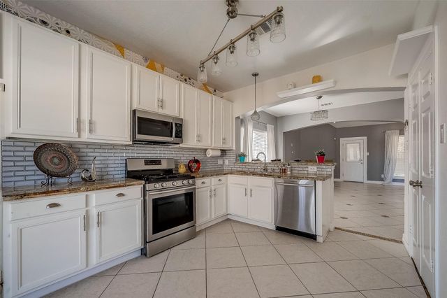 18315 Brenwood Manor Drive, Katy, TX 77449