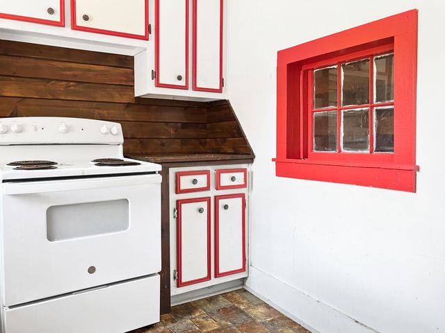 5639 Purvis School Road, Stapleton, GA 30823