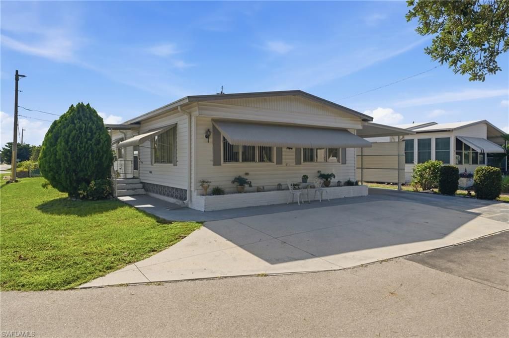227 Santa Fe TRL, NORTH FORT MYERS, FL 33917 — photo 2