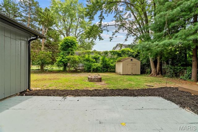 102 Gale Drive, Fairview Heights, IL 62208