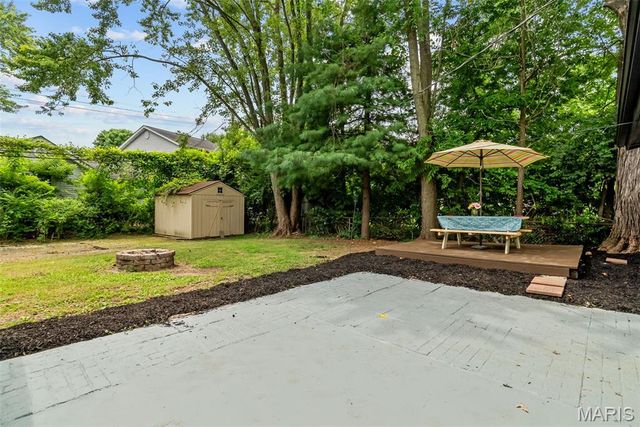 102 Gale Drive, Fairview Heights, IL 62208