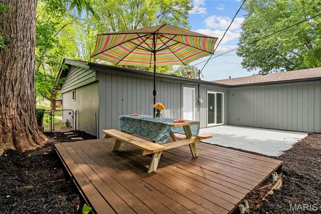 102 Gale Drive, Fairview Heights, IL 62208