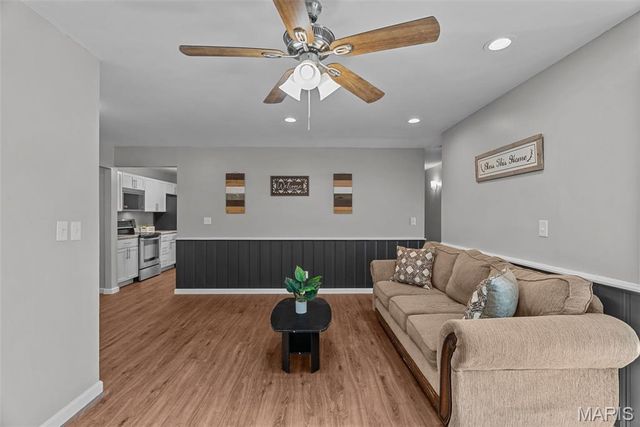 102 Gale Drive, Fairview Heights, IL 62208