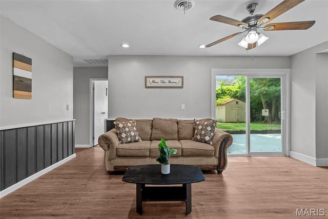 102 Gale Drive, Fairview Heights, IL 62208