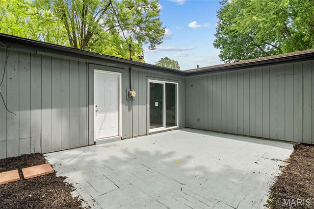 102 Gale Drive, Fairview Heights, IL 62208