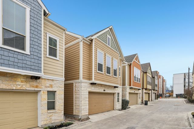 2009 McCullough, San Antonio, TX 78212