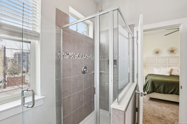 2009 McCullough, San Antonio, TX 78212