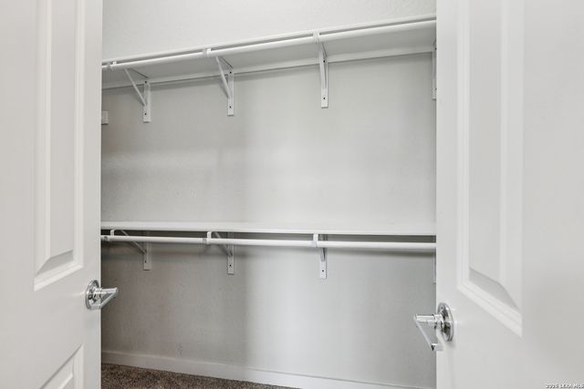 2009 McCullough, San Antonio, TX 78212