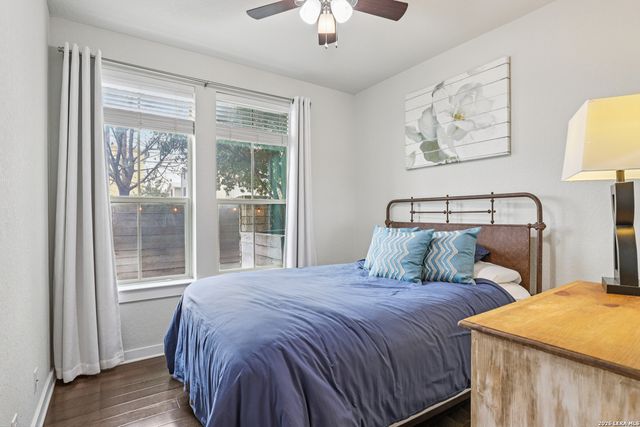 2009 McCullough, San Antonio, TX 78212