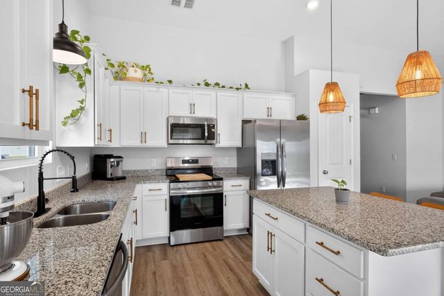 12 Stetson Drive, Savannah, GA 31419