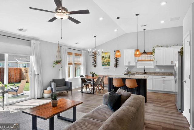 12 Stetson Drive, Savannah, GA 31419