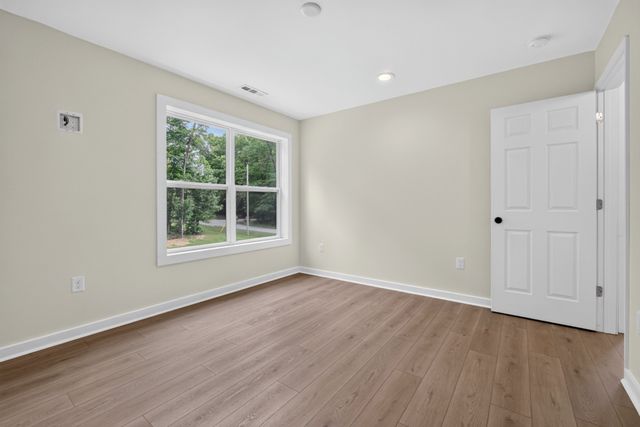 1023 W Laurel Way, Monterey, TN 38574