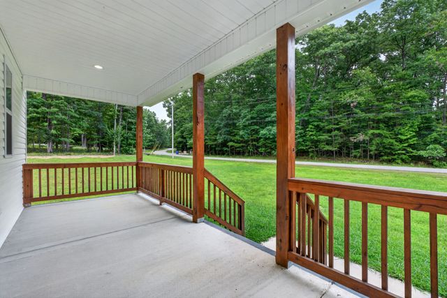1023 W Laurel Way, Monterey, TN 38574