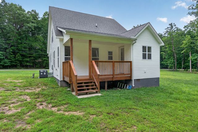 1023 W Laurel Way, Monterey, TN 38574