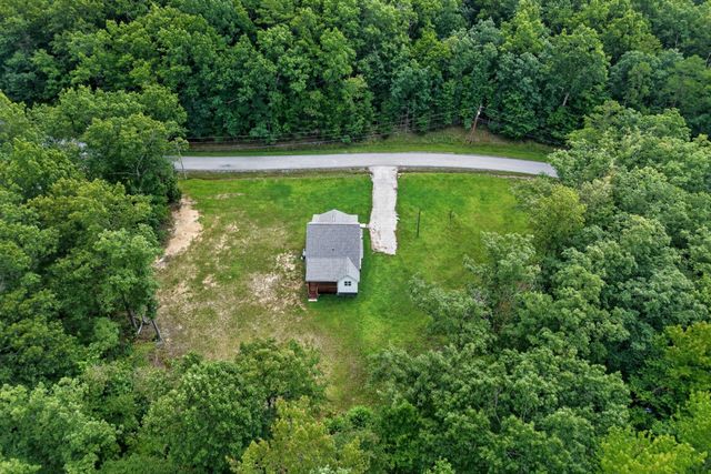 1023 W Laurel Way, Monterey, TN 38574